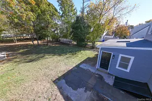 124 Willett Pl, Roosevelt, NY 11575 - Photo 32