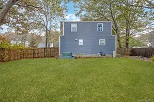 1137 Namdac Ave, Bay Shore, NY 11706 - Photo 8