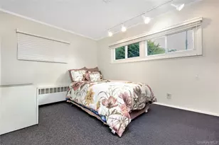 1745 Gerose Ct, East Meadow, NY 11554 - Photo 14