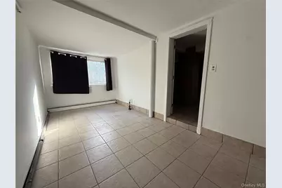 24 Old Knollwood Road, White Plains, NY 10607 - Photo 16