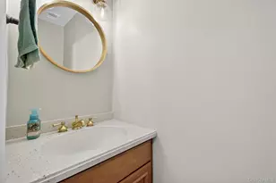 2203 Mulberry Ct, Poughkeepsie, NY 12603 - Photo 18