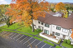 2203 Mulberry Ct, Poughkeepsie, NY 12603 - Photo 36