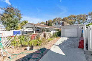 129-27 135th Pl, Ozone Park, NY 11420 - Photo 18