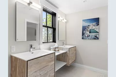 60 Franklin Avenue, Quiogue, NY 11978 - Photo 14