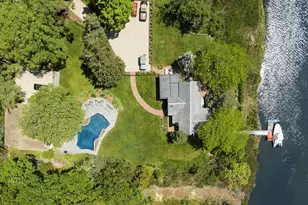 60 Franklin Ave, Quiogue, NY 11978 - Photo 26