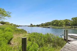 60 Franklin Ave, Quiogue, NY 11978 - Photo 20