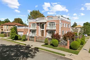 64-35 Marathon Pkwy, Little Neck, NY 11362 - Photo 1