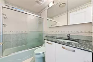 64-35 Marathon Pkwy, Little Neck, NY 11362 - Photo 22