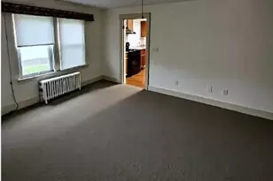 1027 West St, Riverhead, NY 11901 - Photo 2