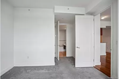 175 Huguenot Street #2404, New Rochelle, NY 10801 - Photo 6