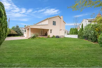 1023 Maple Lane, New Hyde Park, NY 11040 - Photo 22