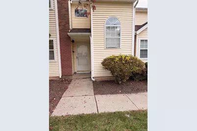 25 Woodlake Drive, Middletown, NY 10940 - Photo 2