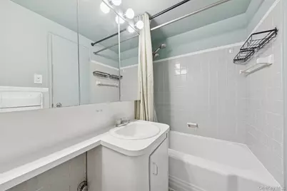 3725 Henry Hudson Parkway #7F, Bronx, NY 10463 - Photo 6