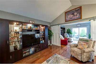 3 Sophia Drive, Middle Island, NY 11953 - Photo 14