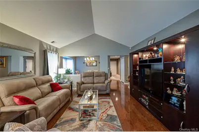 3 Sophia Drive, Middle Island, NY 11953 - Photo 18