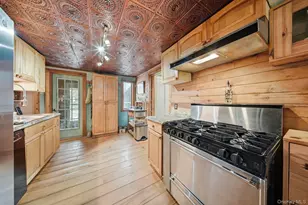 747 Oakland Valley Rd, Cuddebackville, NY 12729 - Photo 16