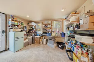 747 Oakland Valley Rd, Cuddebackville, NY 12729 - Photo 22