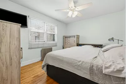 1807 Shipley #2, Valley Stream, NY 11580 - Photo 6