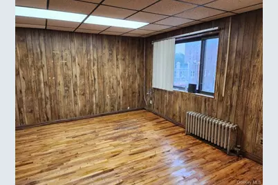 1970 Flatbush Avenue #3, Brooklyn, NY 11234 - Photo 2