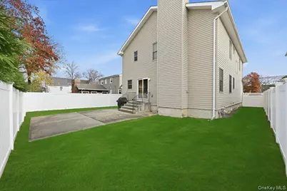 2202 Beech Street, Wantagh, NY 11793 - Photo 26