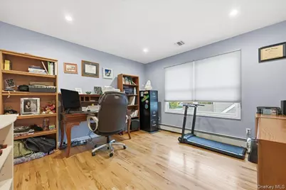 2202 Beech Street, Wantagh, NY 11793 - Photo 20