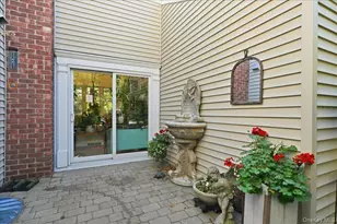 72 Harrison St, Garden City, NY 11530 - Photo 18