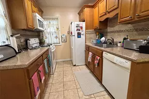 107-09 221st St, Queens Village, NY 11429 - Photo 18