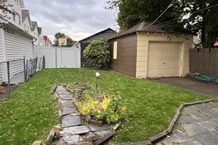 107-09 221st St, Queens Village, NY 11429 - Photo 44