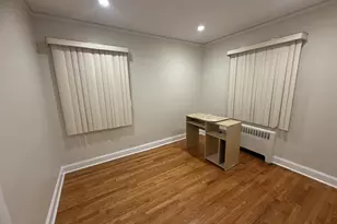 147 Primrose Dr, New Hyde Park, NY 11040 - Photo 12