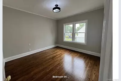 310 Fishel Avenue, Riverhead, NY 11901 - Photo 12