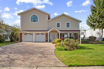 89 Nottingham Road, Manhasset Hills, NY 11040 - Photo 2