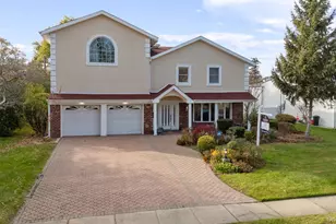 89 Nottingham Rd, Manhasset Hills, NY 11040 - Photo 34