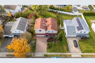 89 Nottingham Road, Manhasset Hills, NY 11040 - Photo 32