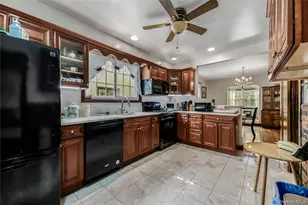 85 Frederick Pl, Mount Vernon, NY 10552 - Photo 10