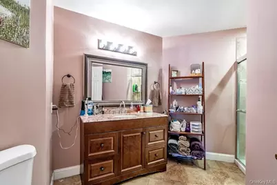 128 Cinnamon Court, Melville, NY 11747 - Photo 16