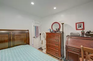 89-06 175th St, Jamaica, NY 11432 - Photo 14