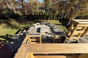 19 Carriage Rd, Roslyn, NY 11576 - Photo 32