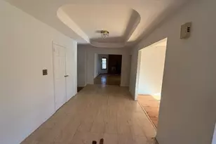 19 Carriage Rd, Roslyn, NY 11576 - Photo 20