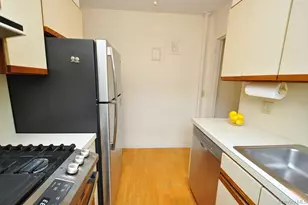 235 Garth Rd, Scarsdale, NY 10583 - Photo 14