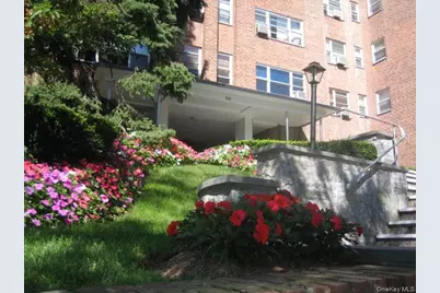 235 Garth Road #D5E, Scarsdale, NY 10583 - Photo 2