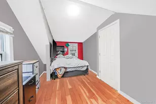 302 Auborn Ave, Shirley, NY 11967 - Photo 10
