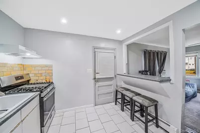 302 Auborn Avenue, Shirley, NY 11967 - Photo 4