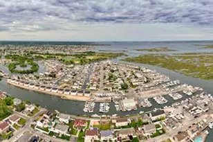 2905 Ocean Ave, Seaford, NY 11783 - Photo 46