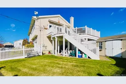 2905 Ocean Avenue, Seaford, NY 11783 - Photo 16