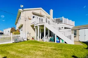 2905 Ocean Ave, Seaford, NY 11783 - Photo 16