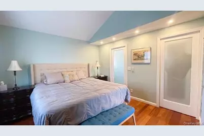 2905 Ocean Avenue, Seaford, NY 11783 - Photo 22