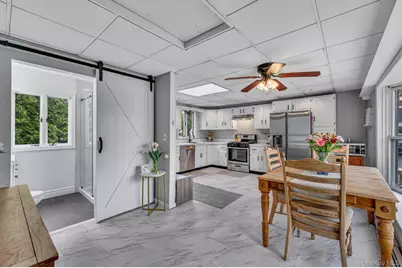 305 Terry Road, Smithtown, NY 11787 - Photo 18