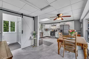 305 Terry Rd, Smithtown, NY 11787 - Photo 18