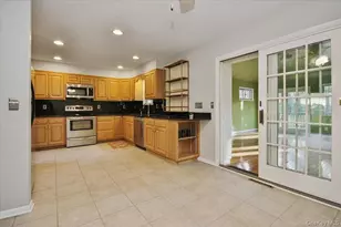 102 Old Post Rd, Marlboro, NY 12542 - Photo 14