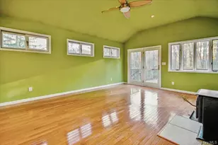 102 Old Post Rd, Marlboro, NY 12542 - Photo 16